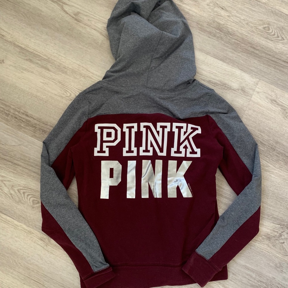 Love pink Victoria’s Secret sweater Xs